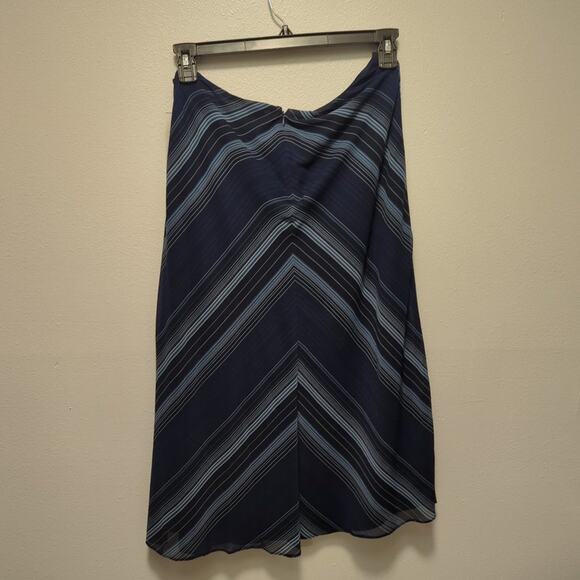NWT Lauren Ralph Lauren Striped Crinkle Georgette SkirT Sz 6 - Picture 3 of 6